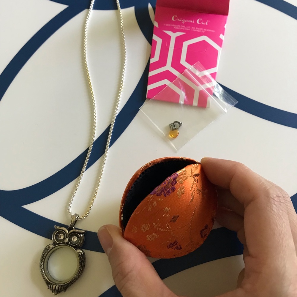 Origami Owl—OwlLiving Locket with charms